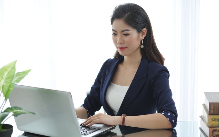 Mrs.Đàm Thị Thuỷ